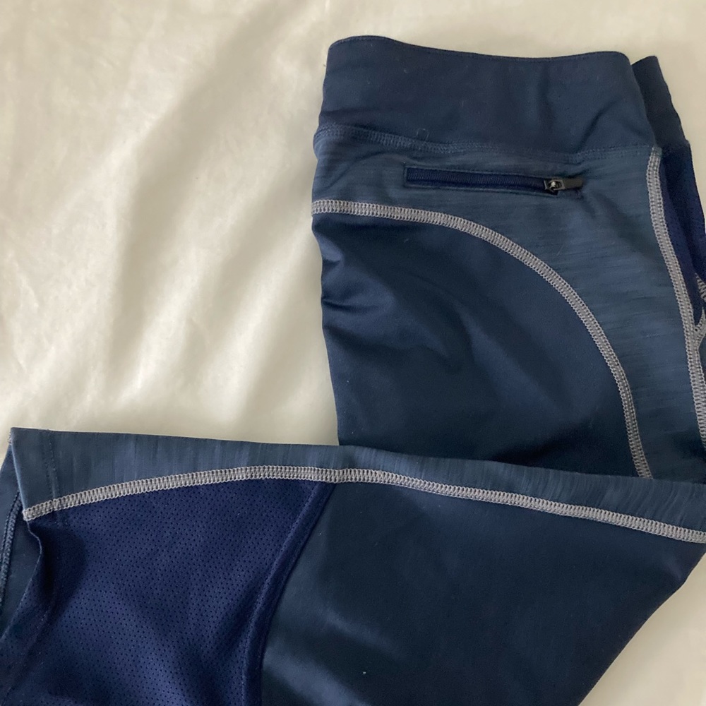 Oiselle Capri length leggings